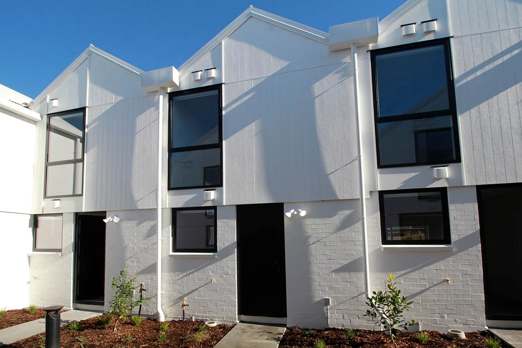 Modern Living with Private Outdoor Space – Pri...
