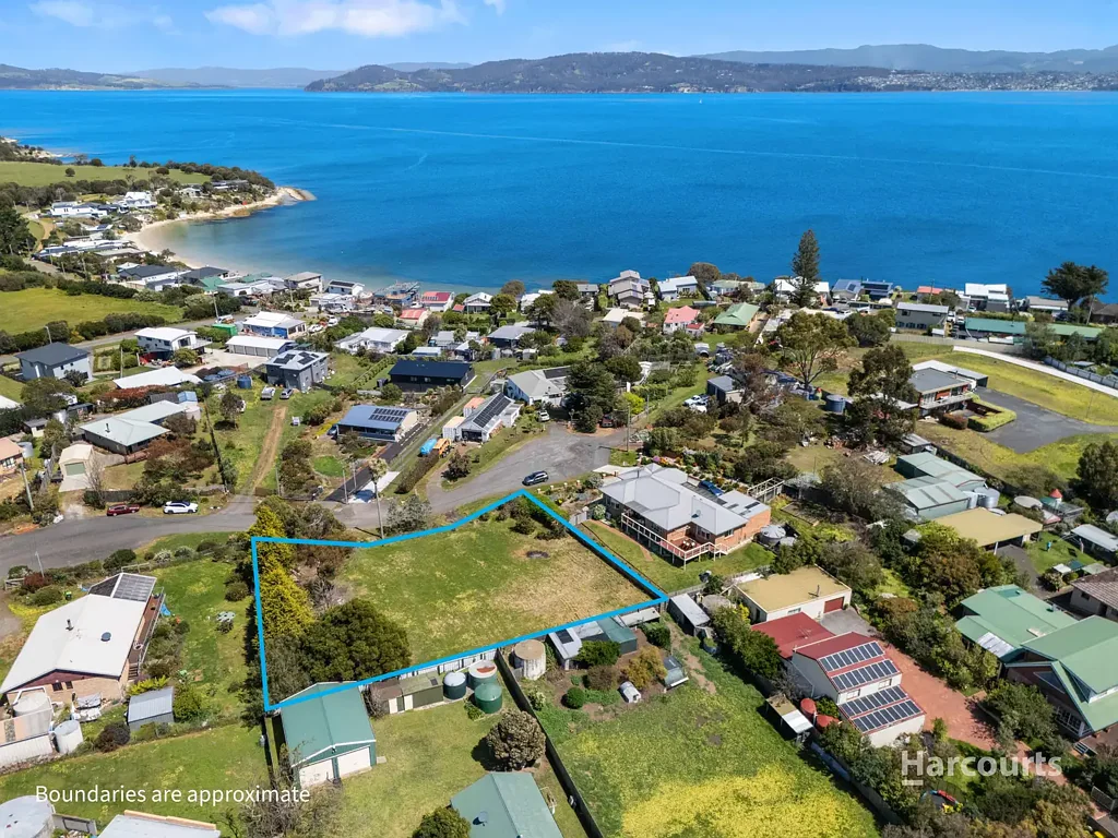 5 Rainbow Terrace, Opossum Bay, TAS 7023