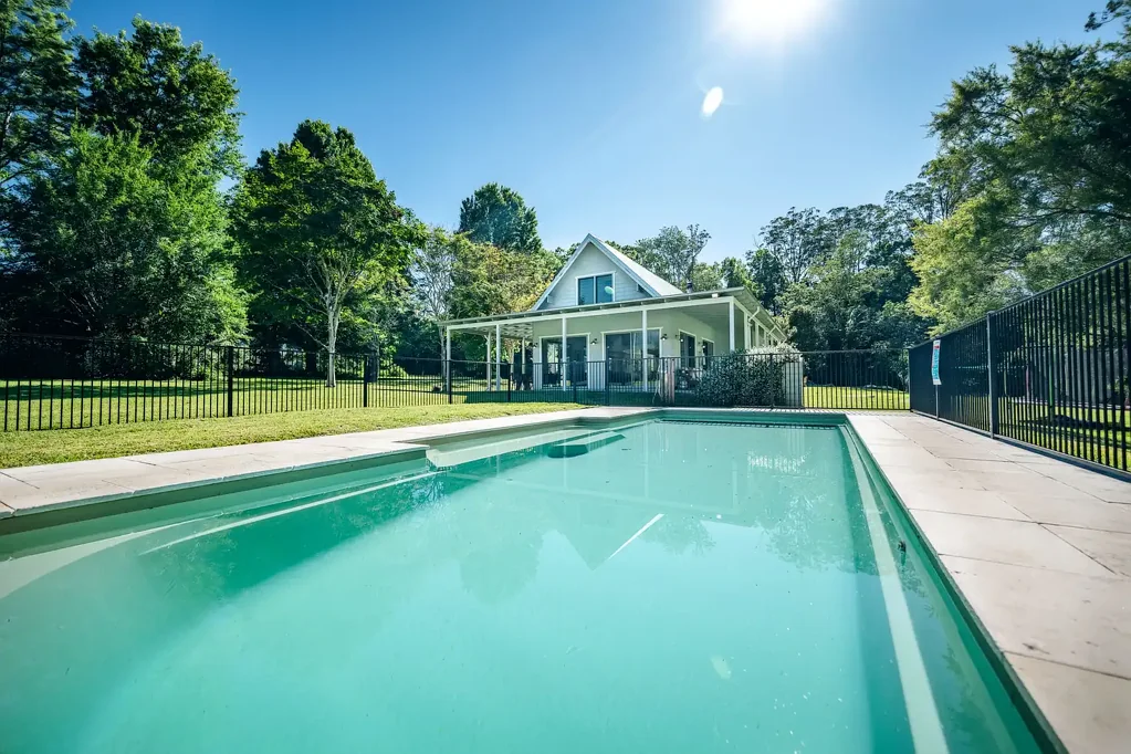 Bellingen 4房  2 beautiful hectares in the Promised Land — a truly special place where dreams come true.