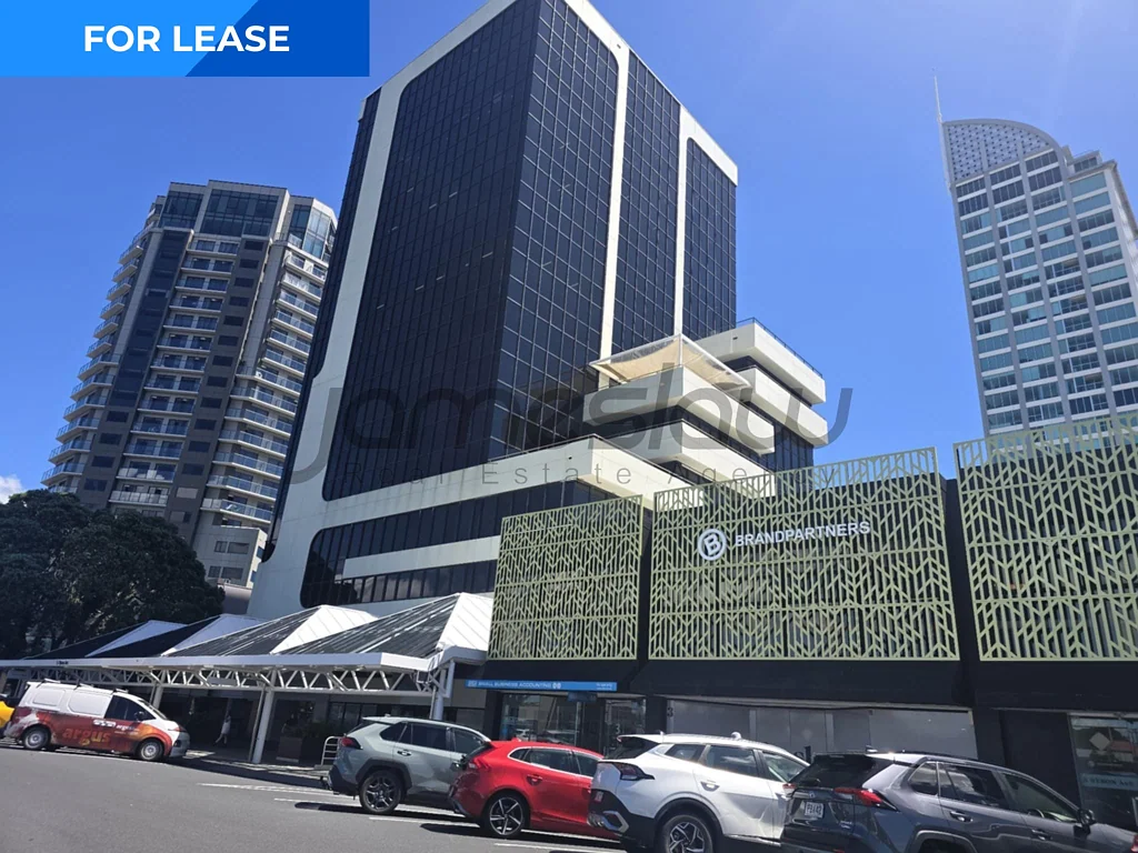 Takapuna Premium Office with Deck in Takapuna