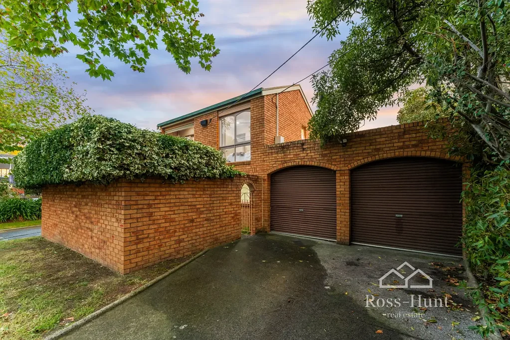 1/1110 Whitehorse Road, Box Hill, VIC 3128