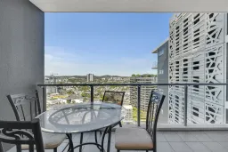 1701/855 Stanley Street, Woolloongabba