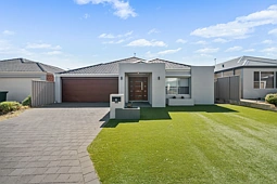 8 Kirkbrae Pass, Meadow Springs
