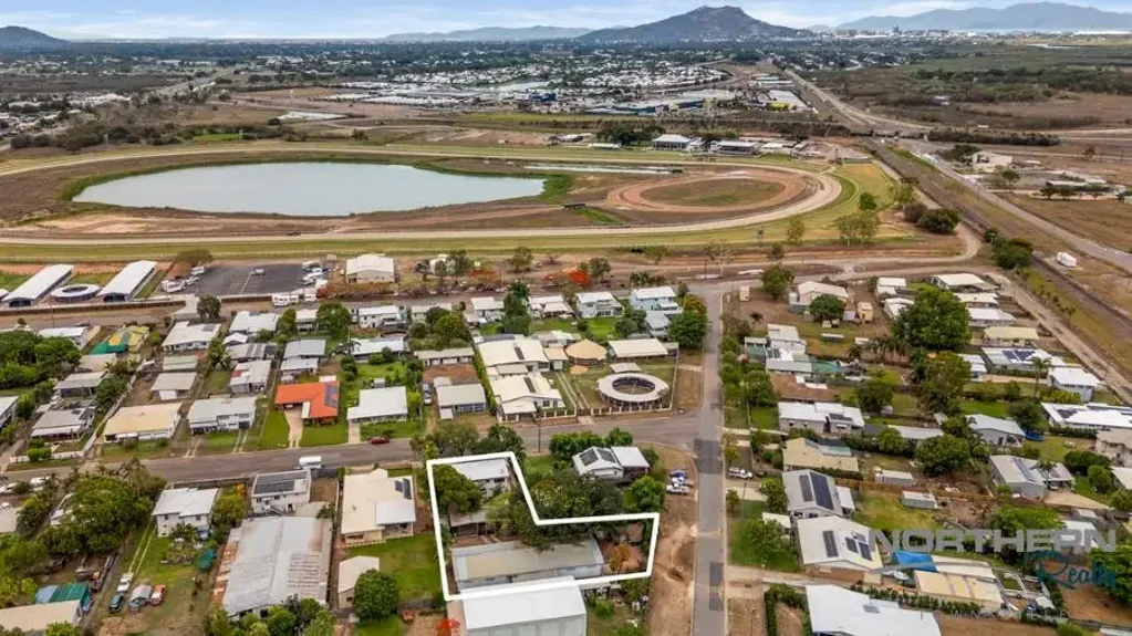 Wulguru 3ਬੈੱਡਰੂਮ Space for Family, Horses & Your Future Plans!