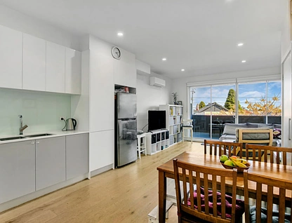2/222 Keilor Road, Essendon North, North Melbourne, 2 ਕਮਰੇ, 2 ਬਾਥਰੂਮ, Apartment