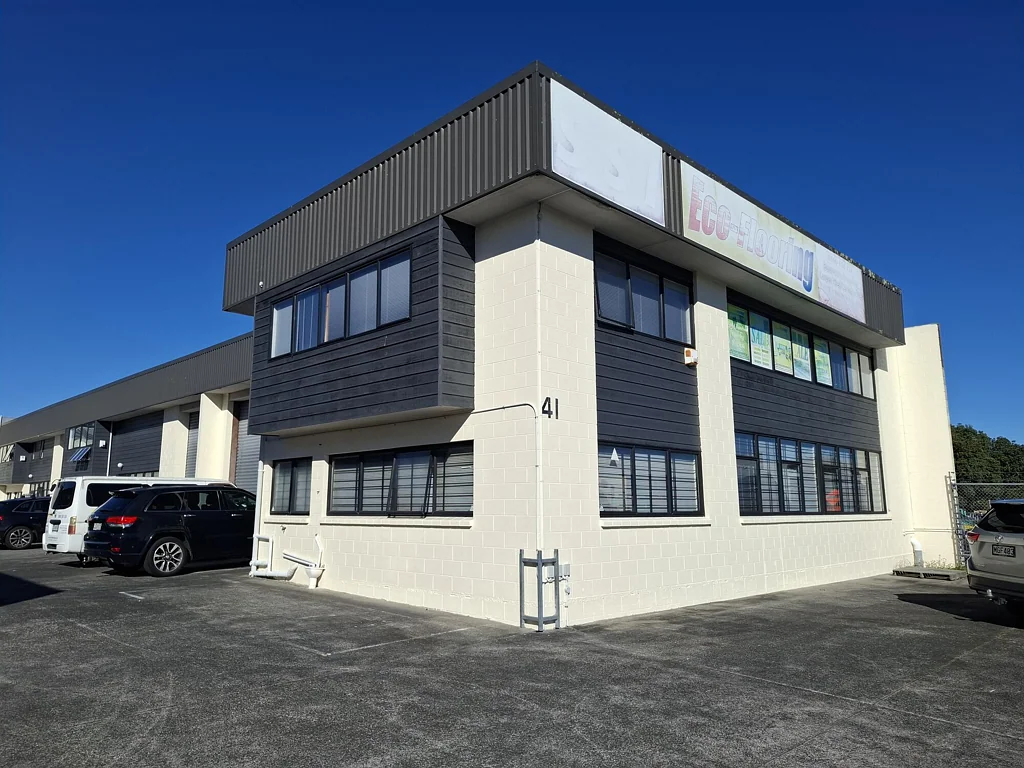 Avondale Great open plan warehousing
