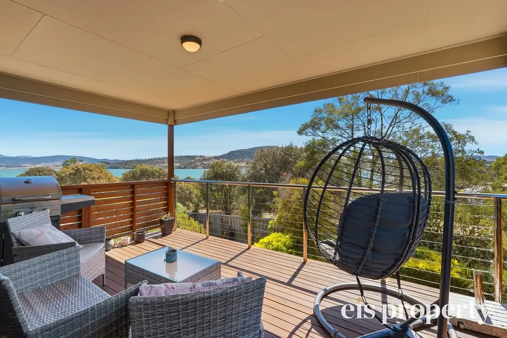 75 Reynolds Road, Midway Point, TAS 7171