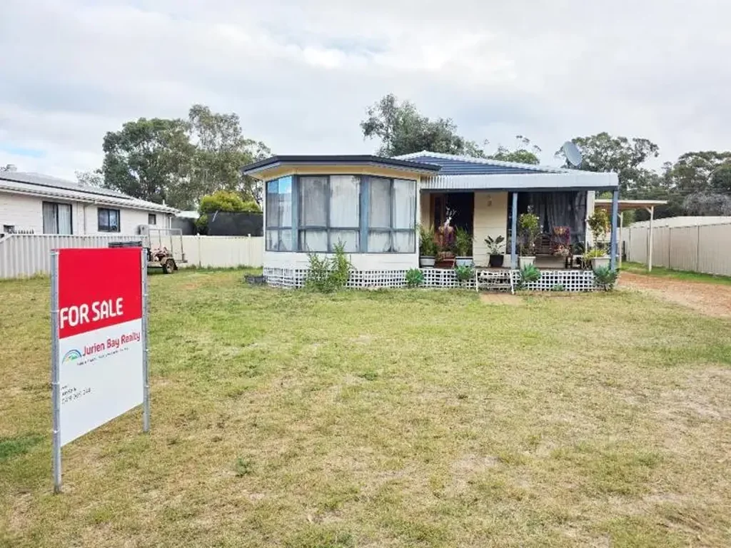 Dandaragan 3房  3 BEDROOM 2 BATHROOM HOME on 810 sqm BLOCK