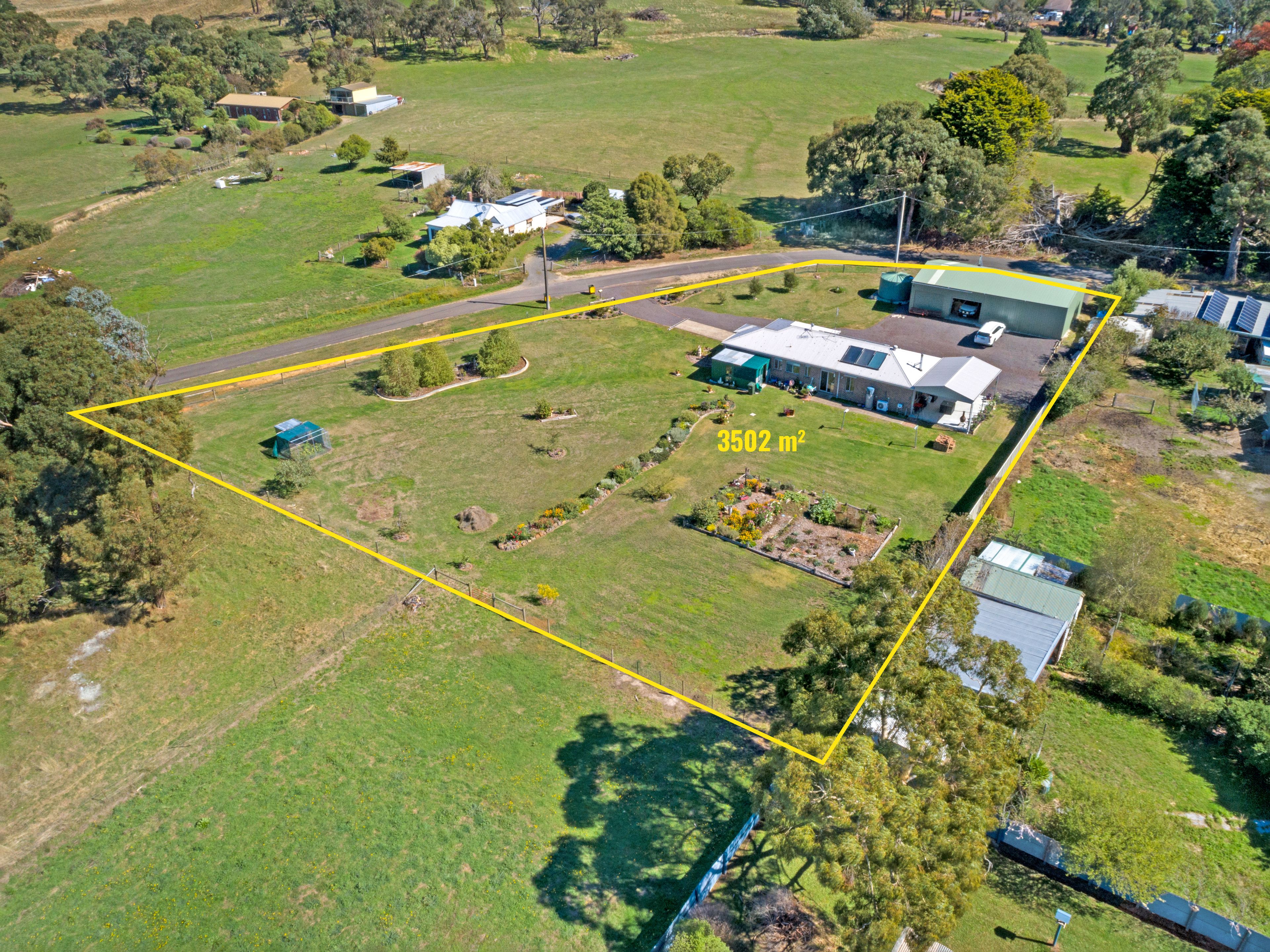 13 WAVERLEY ST, LINTON VIC 3360, 0 rūma, 0 rūma horoi, House