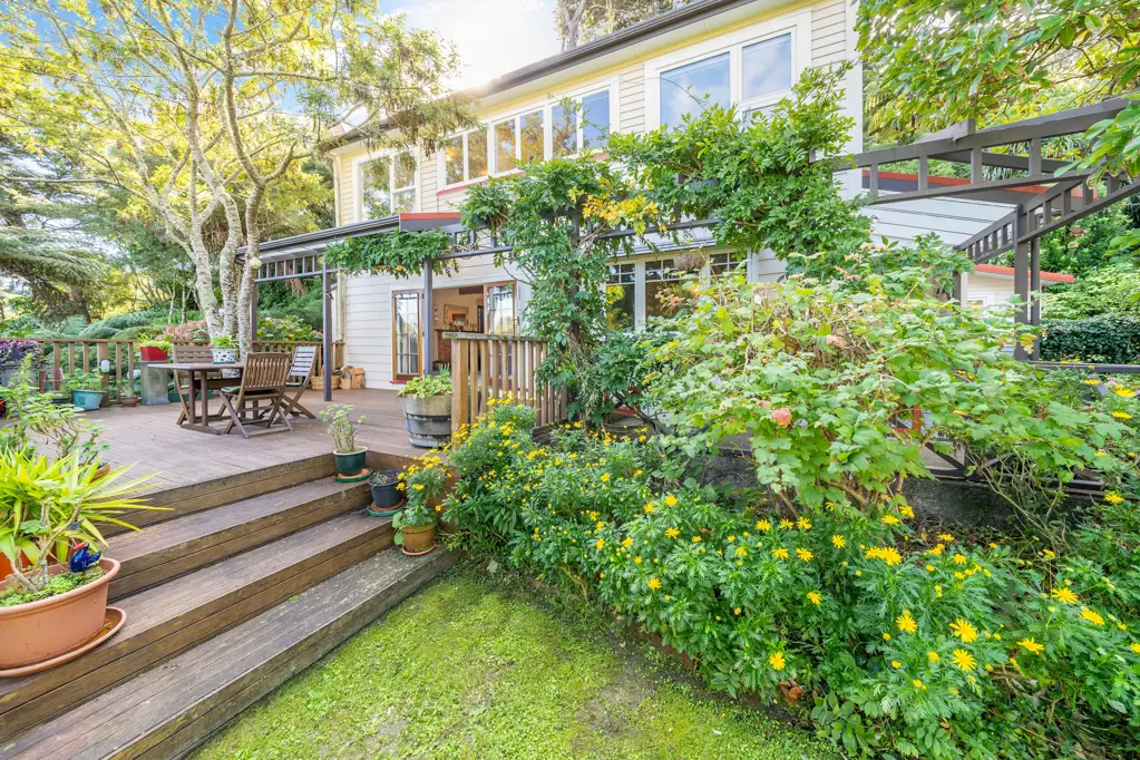 27 Kotari Road, Eastbourne, Lower Hutt, Wellington