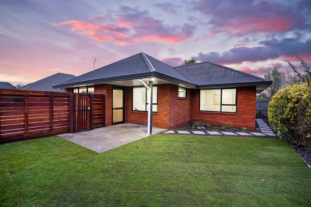 2/74 Lowry Avenue, Redwood, Christchurch, Canterbury