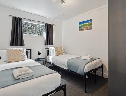 66 Marina Drive, Frankton, Queenstown, 18 habitaciones, 18 baños, House