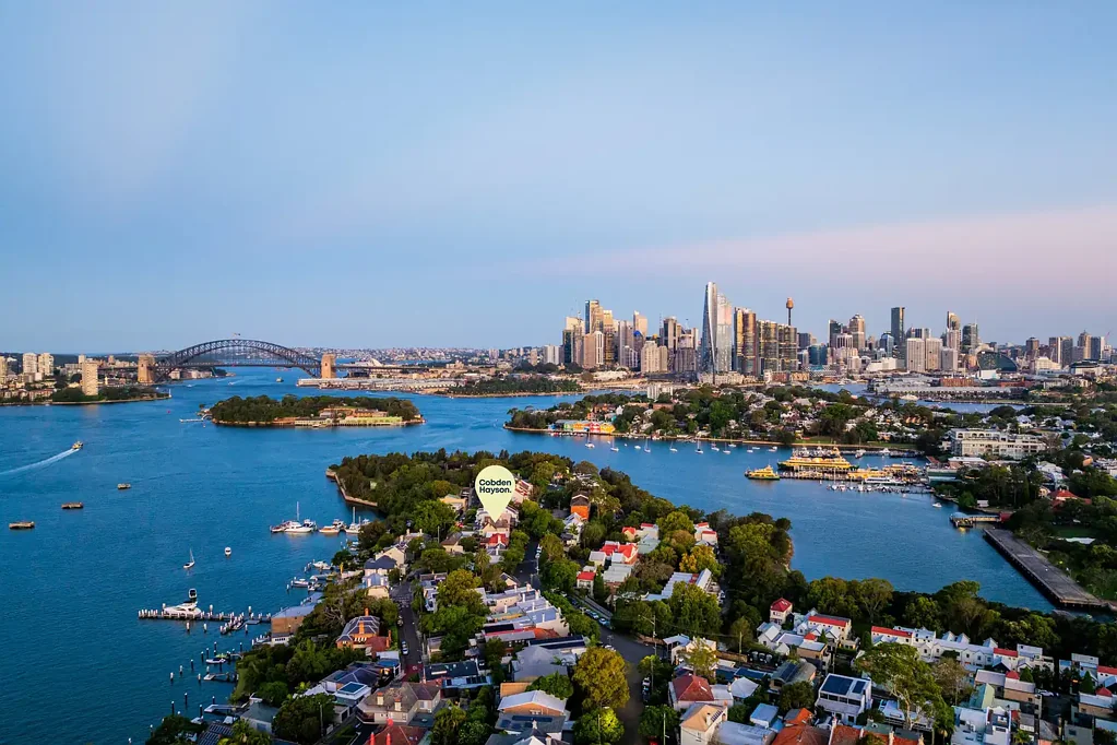 Birchgrove 4غرفة نوم A ballast point beauty with northerly harbour views