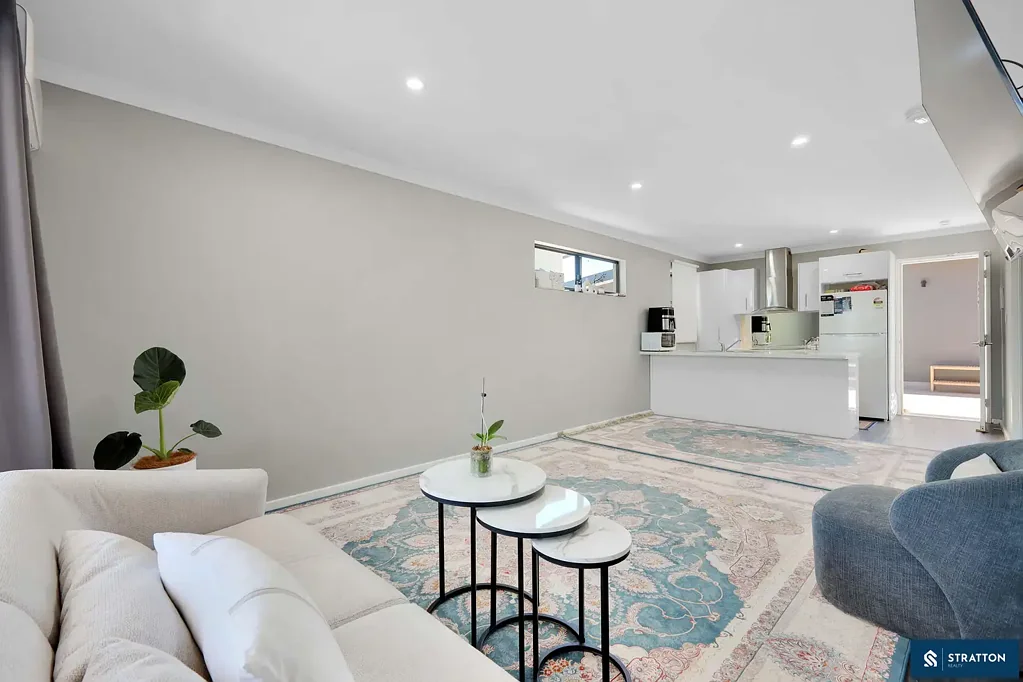 Gosnells 2Zimmer Secure Two-Bedroom, Two-Bathroom Apartment With Private Balcony