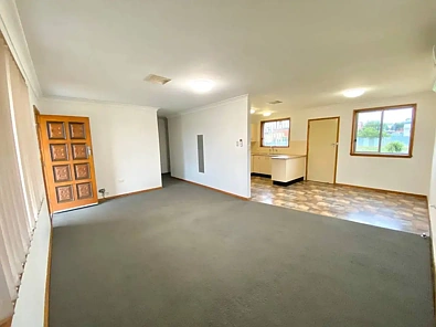 16 Downes Crescent, Parkes, NSW 2870, 3 Bedrooms, 1 Bathrooms, House