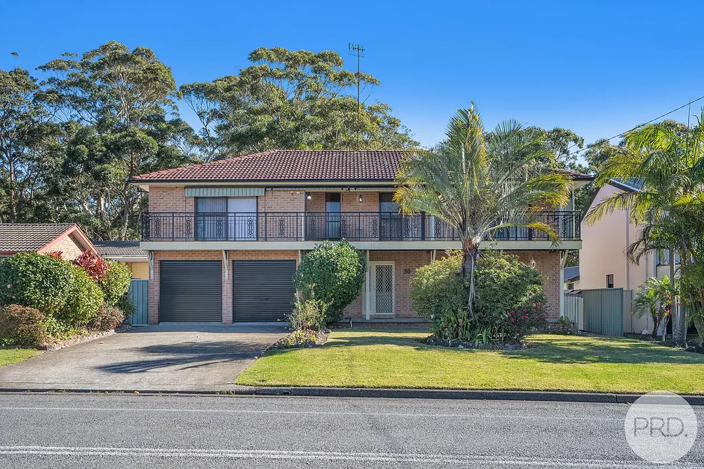 Shoal Bay 6 Bedroom Shoal Bay Gem - An Opportunity Not To Be Missed!