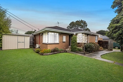 Mount Waverley 2 Slaapkamer First Home, Downsizer or Developer - This One Ticks Every Box