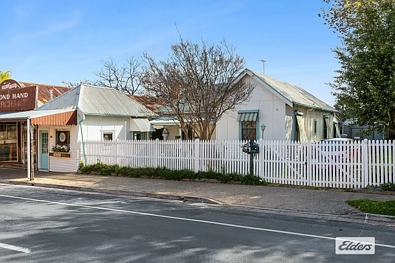 Chiltern 4房  Period Charm, Main Street Position & Plenty of Possibility