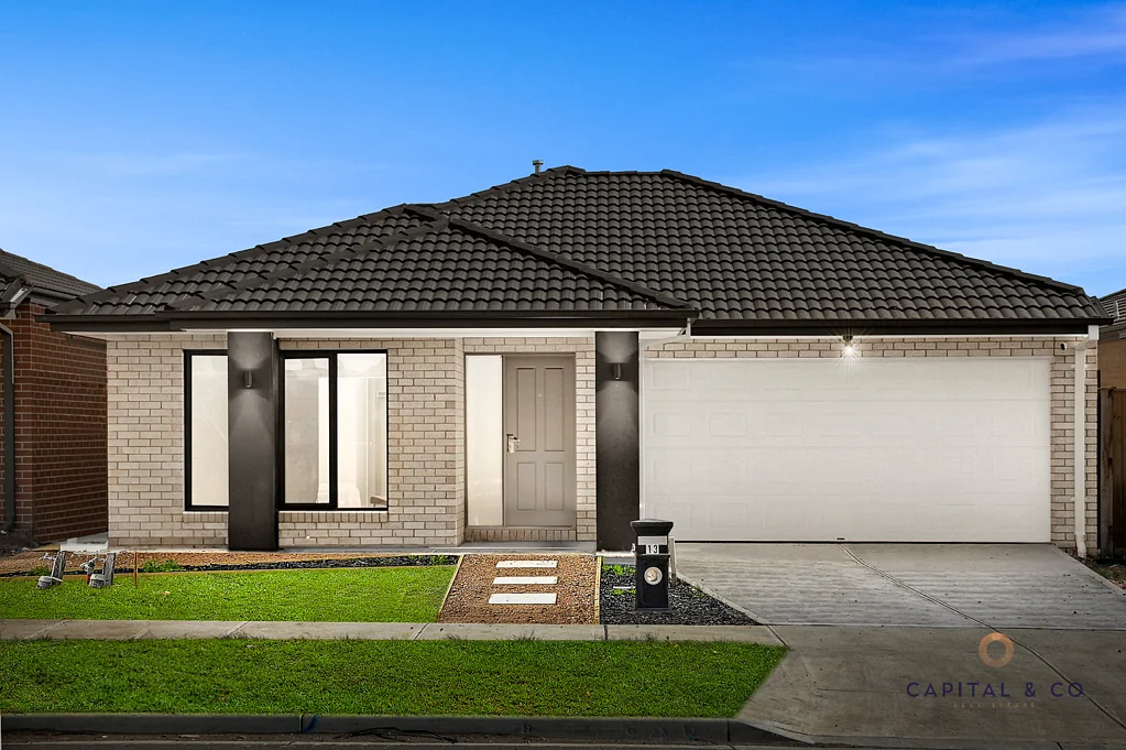 13 Hederwick Street, Mickleham, VIC 3064