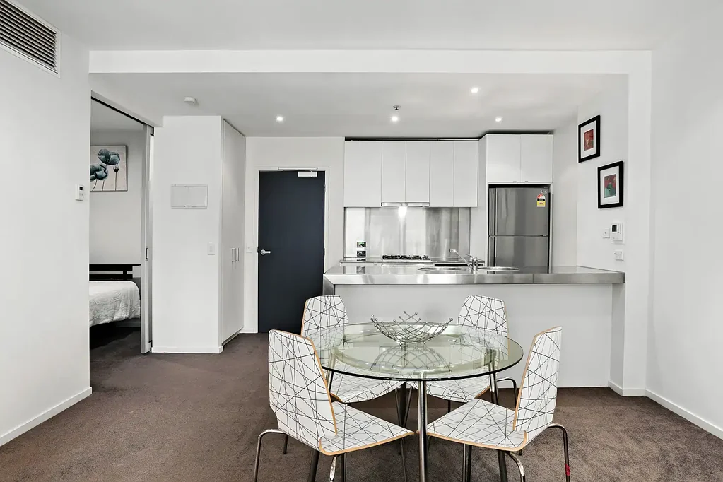 1008/620 Collins Street, Melbourne, VIC 3000