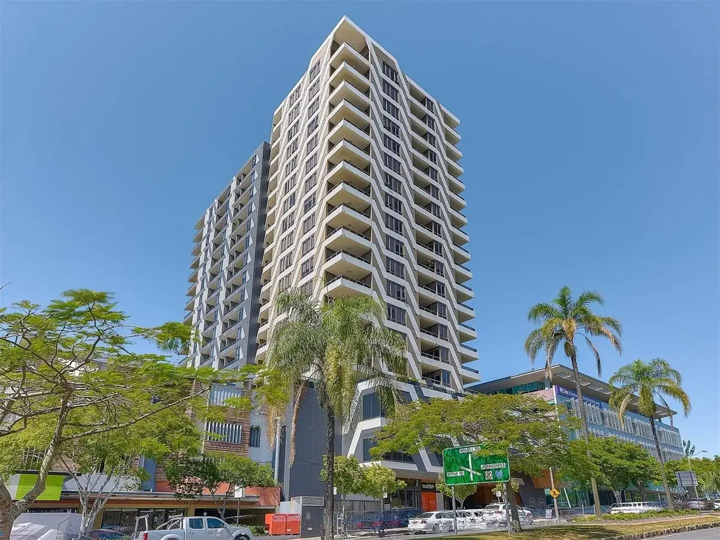 Toowong 2ਬੈੱਡਰੂਮ Convenient  & Spacious & Functional Layout