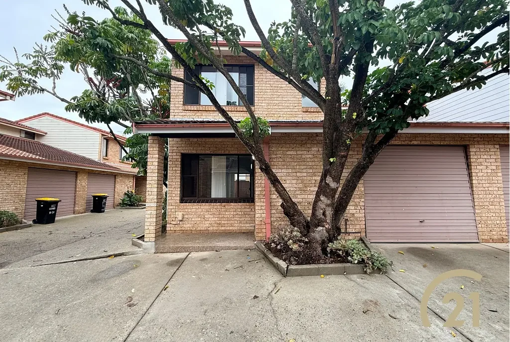 Revovated 2 Bedroom Townhouse!