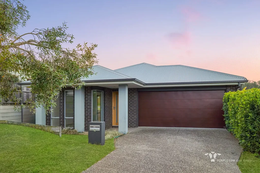 Spring Mountain 3房 Park Lane Village 的完美居所 | 步行可达 Orion | 一尘不染的三卧室住宅 Park Lane Village Perfection | Walk to Orion | Immaculate 3-Bedroom Home