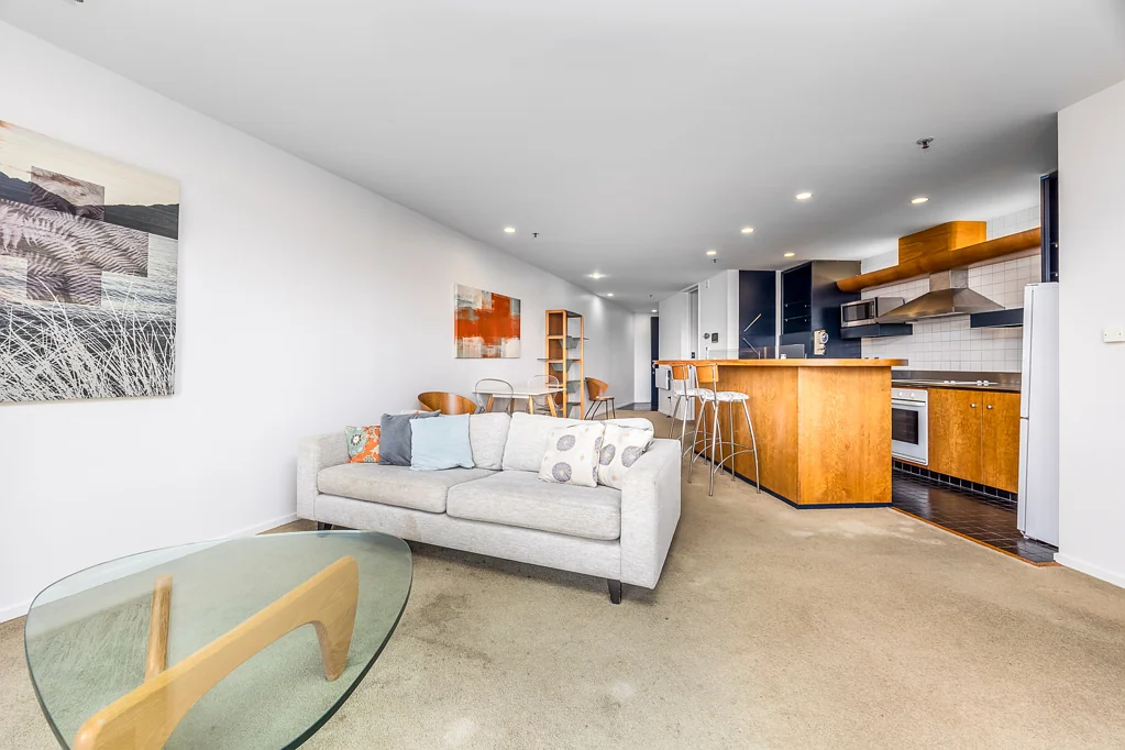 Stylish City Living with Balcony and Carpark
