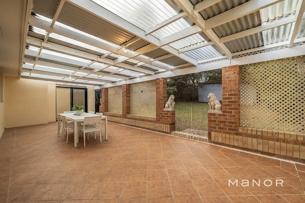 8 Christopher Street, Baulkham Hills, NSW 2153