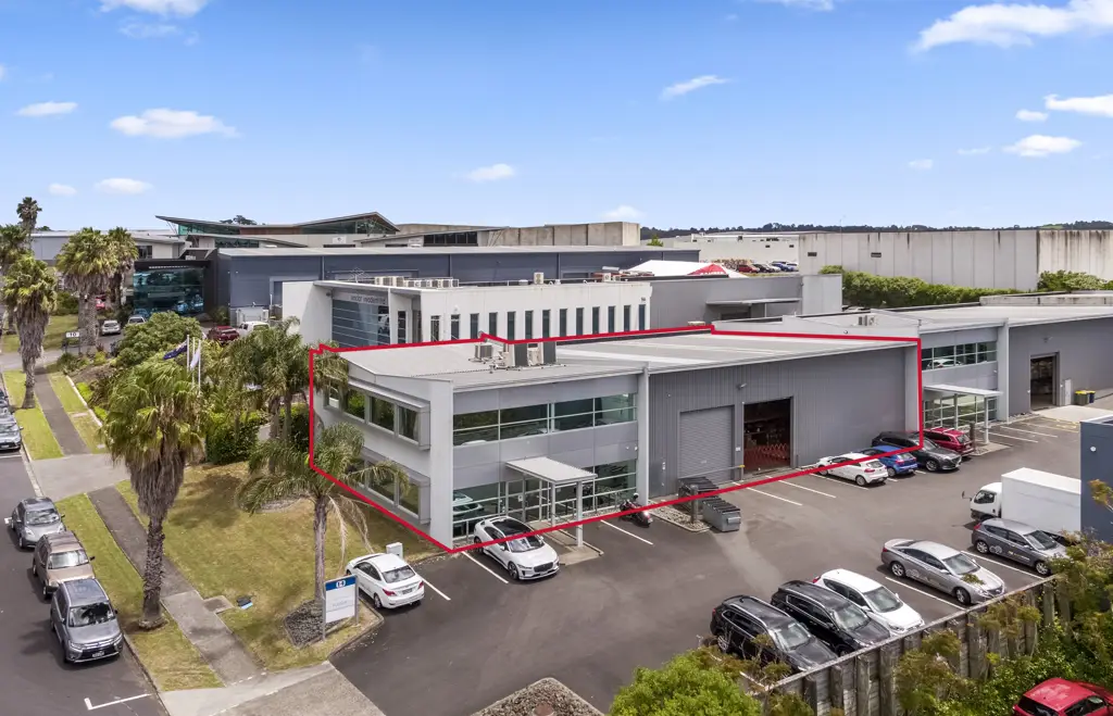 Albany Pole position – road front industrial