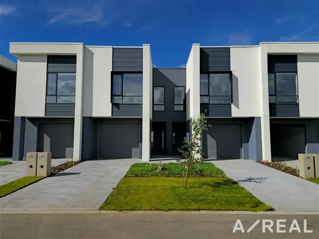 Brand New Contemporary Living in the Heart of South Morang