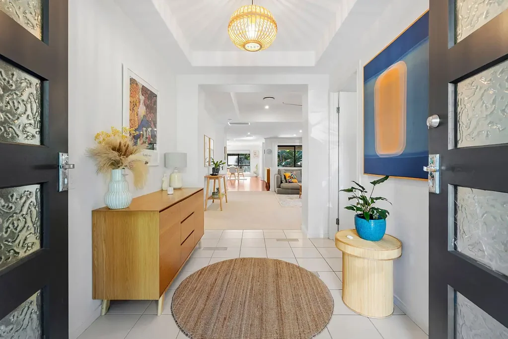 Robina 5房  Space, Privacy and Lifestyle in One Exceptional Address