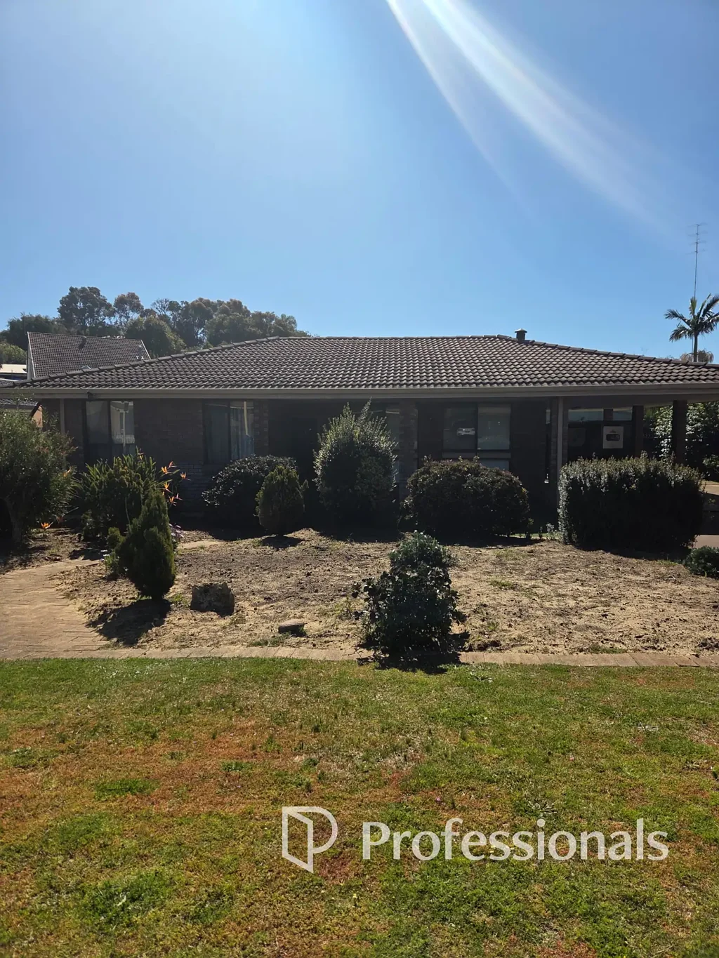 3x2 Family Home in Prime Location