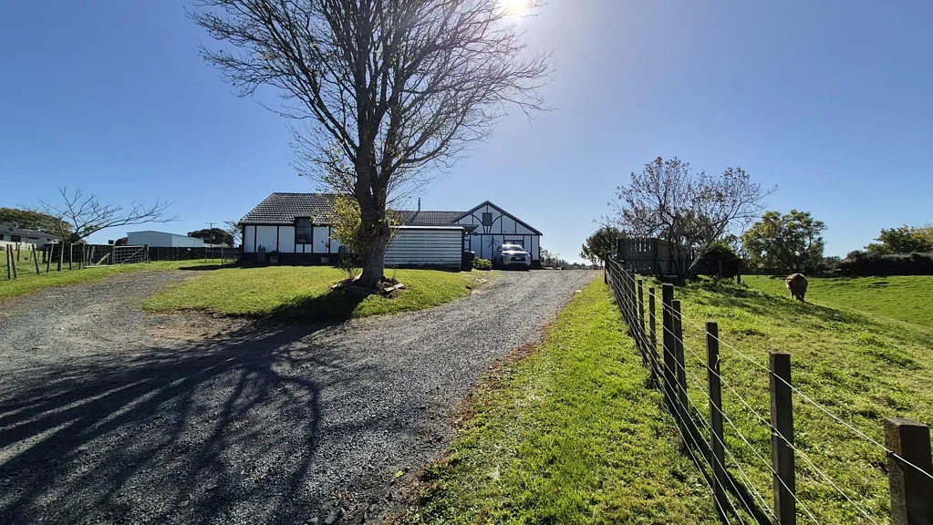 Tokoroa 4غرفة نوم Rural living with residential benefits