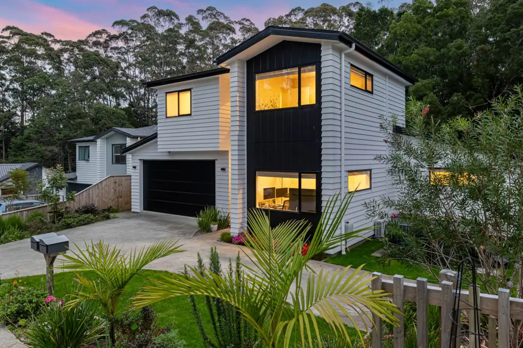 Orewa 6ਬੈੱਡਰੂਮ Two Homes, Endless Possibilities