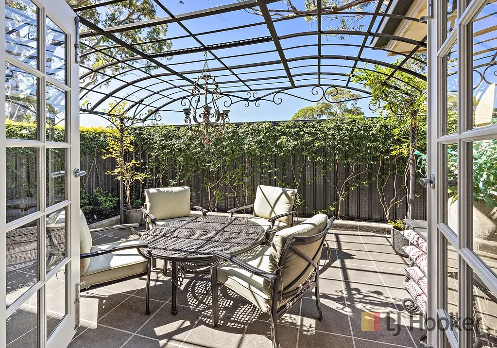 Shellharbour 3房  Fully renovated ! Just like a show home