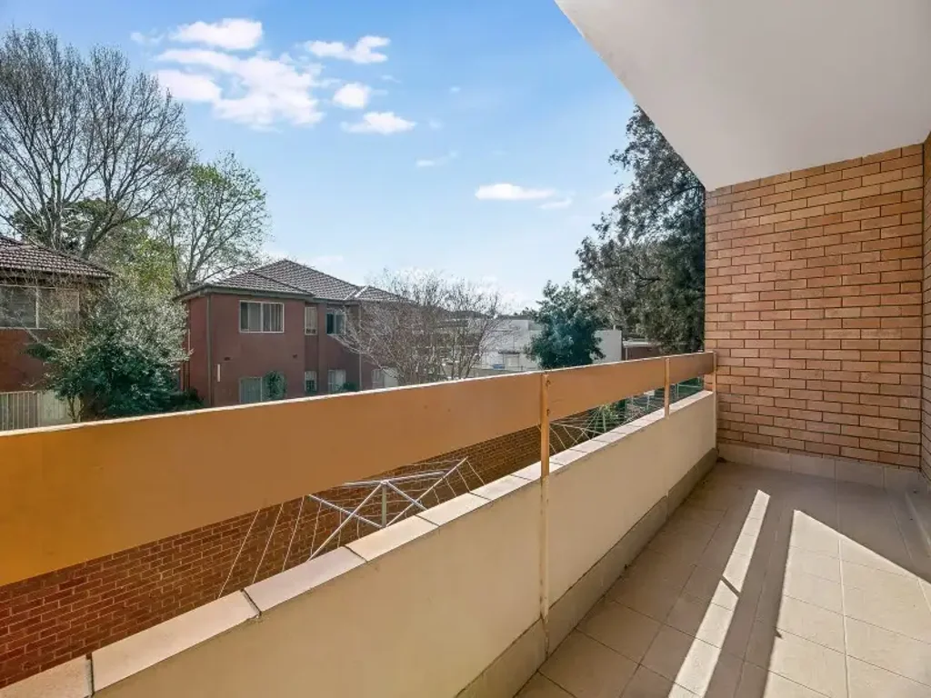 Spacious two bedroom unit