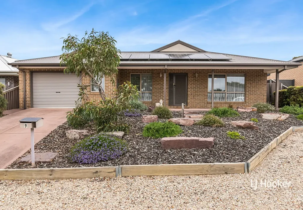 9 Yattarna Court, Broadford, VIC 3658