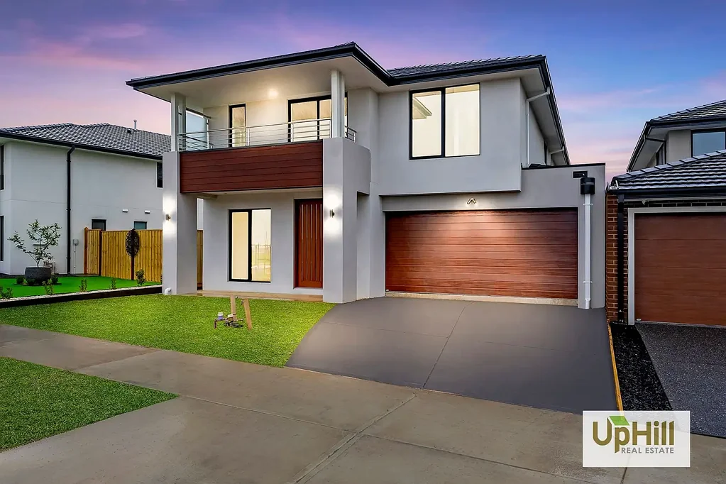 Charming Family Home in Clyde North