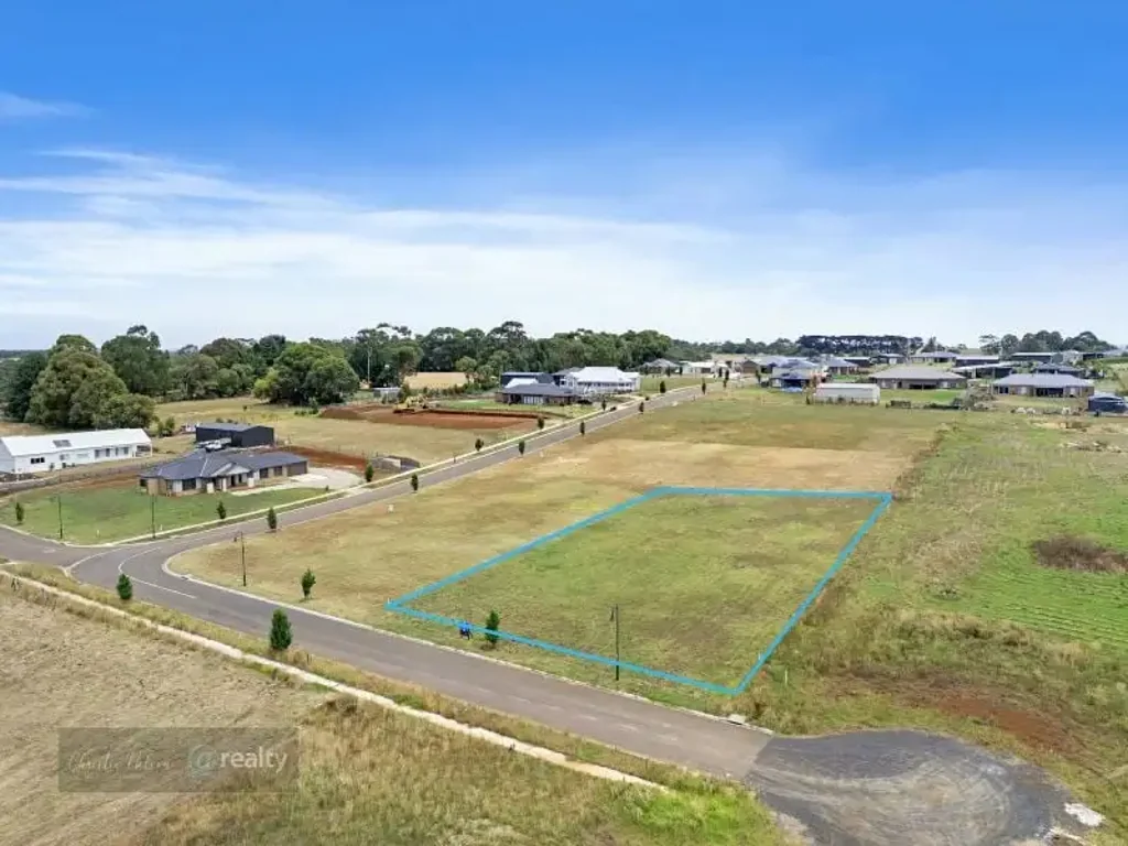Leongatha  Your blank canvas awaits.