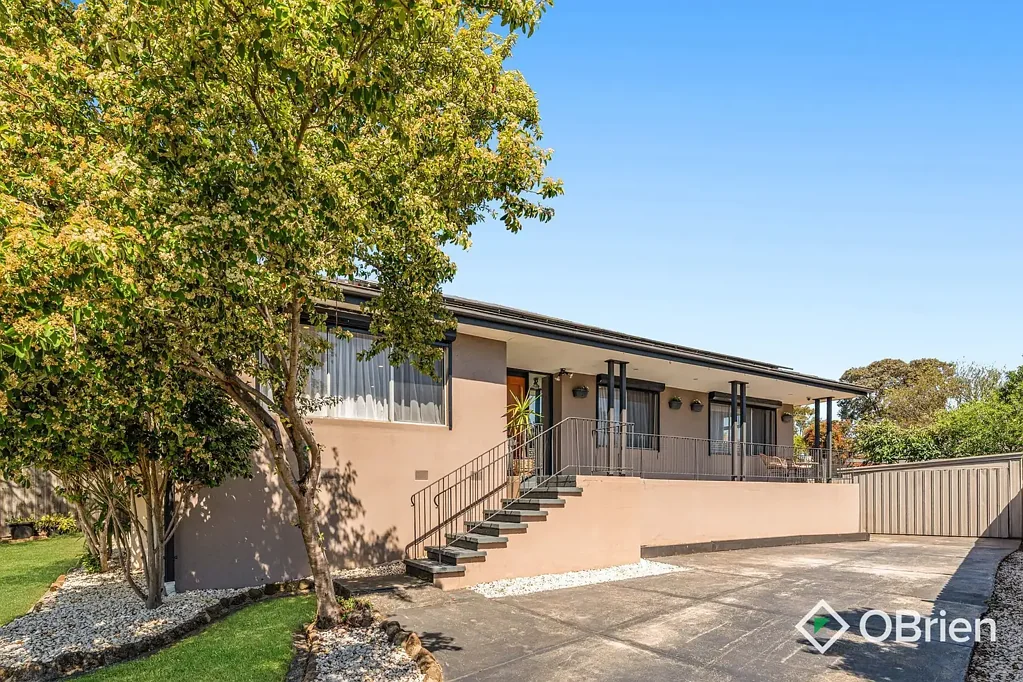 32 Carramar Drive, Frankston, VIC 3199