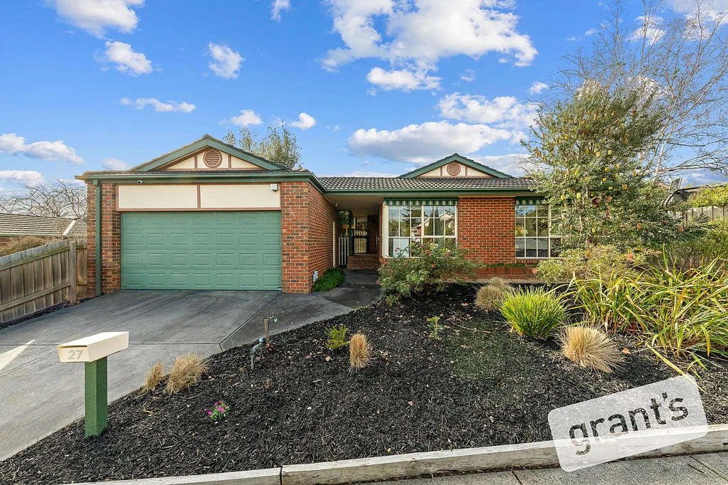 27 Lydia Mary Drive, Berwick, VIC 3806