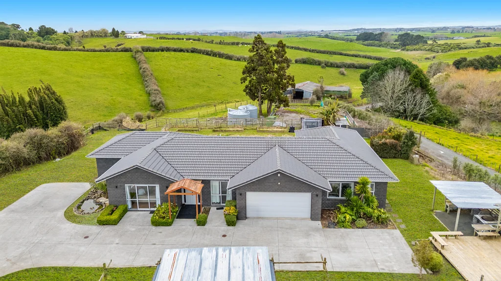 Karaka 5Zimmer A Rare Investment - 5 Bed | 3 Bath | 46 Acres