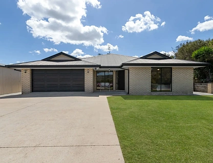 7 Kraut Court, Minden, QLD 4311, 4 침실, 2 욕실, House