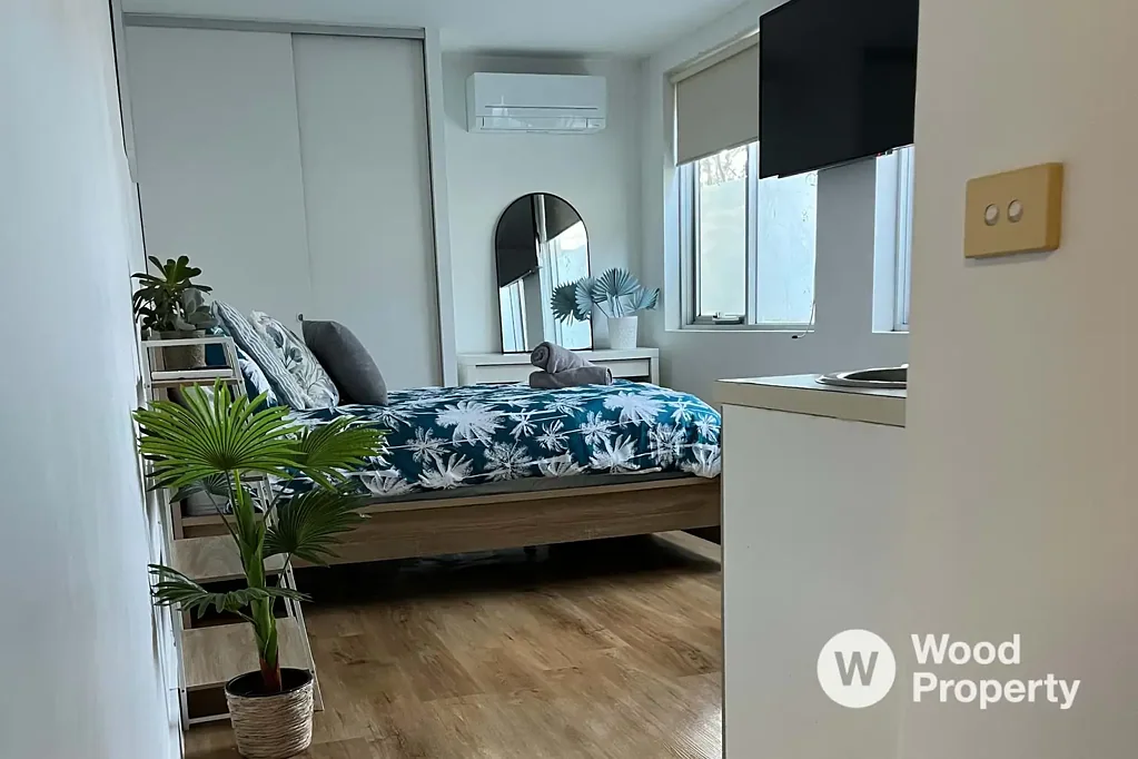 Cosy Studio Living in Windsor - Fully Furnished