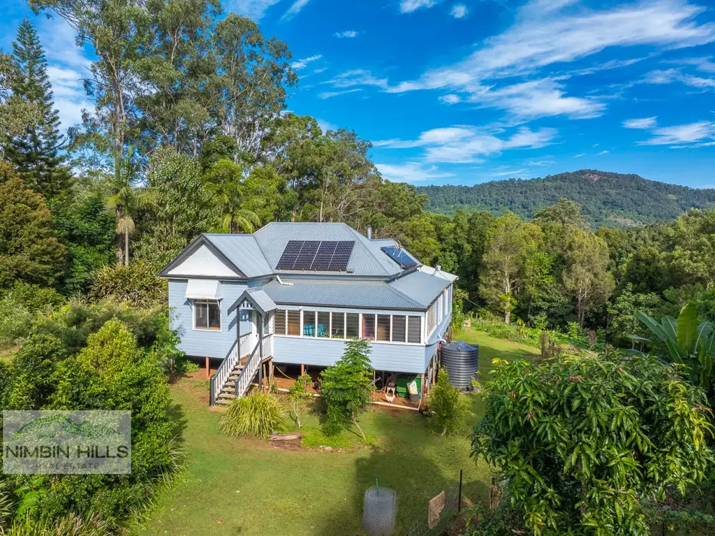 Nimbin 3 Bedroom Renovated Queenslander On 5553m2.