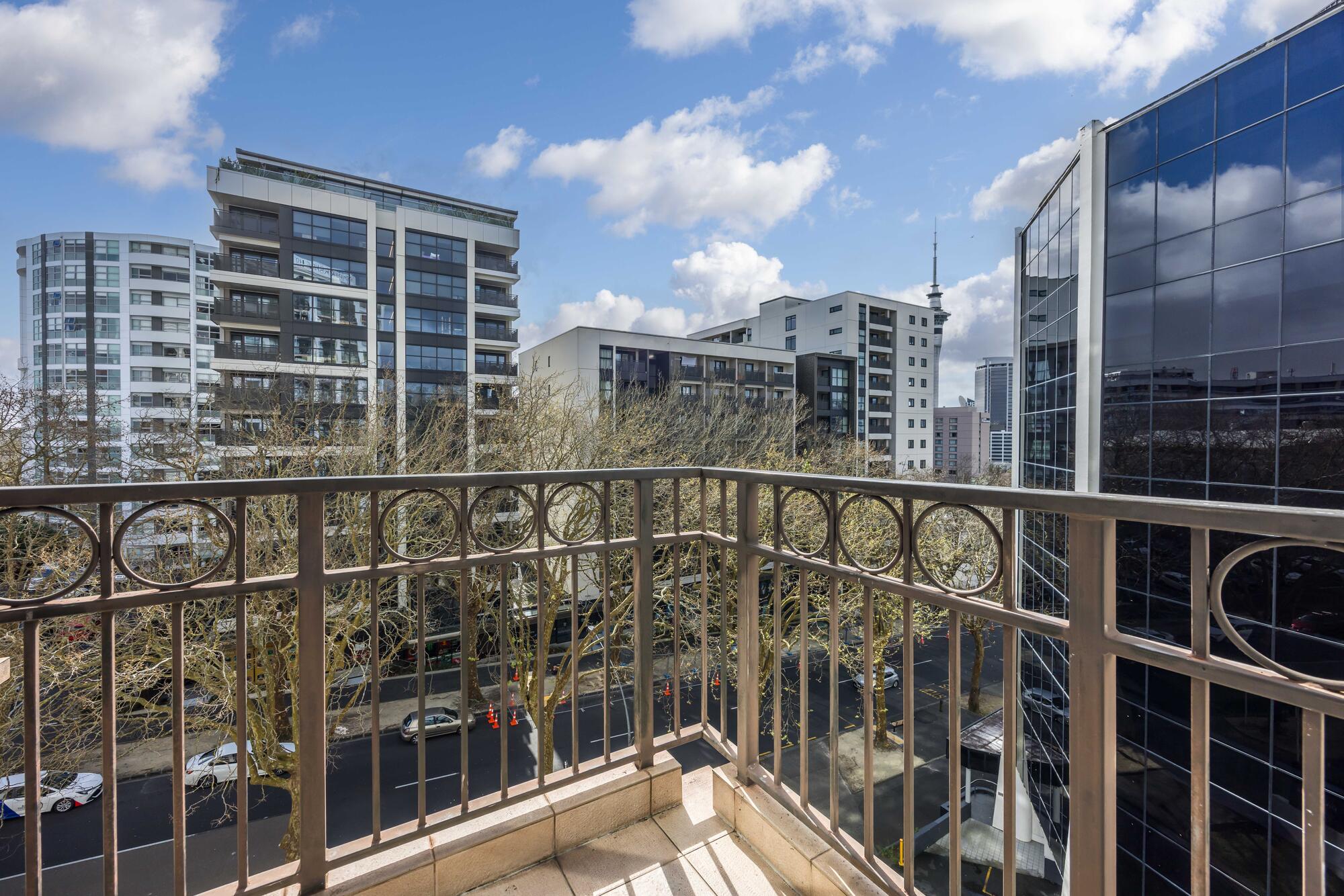 4J/100 Greys Avenue, Auckland Central