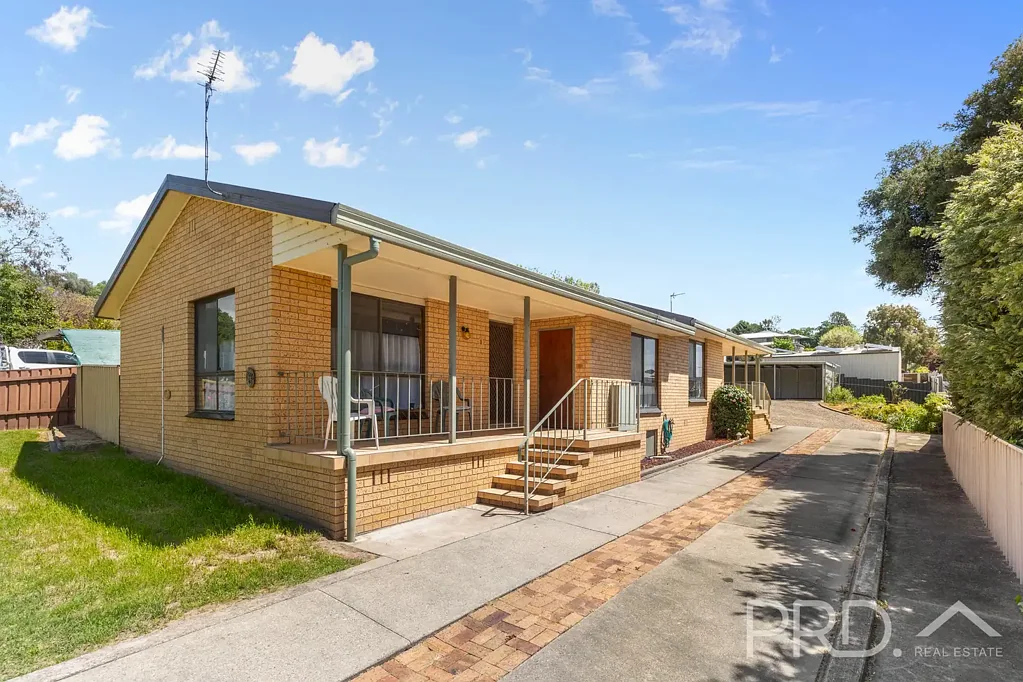 Tumut 4Kwarto Two Units, One Title!