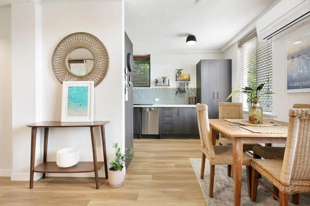 Beachside Cool, Boutique Quiet, Coastal Living