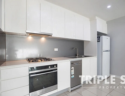 305/28-32 Smallwood Avenue, Homebush, Inner West, 2 غرف, 2 حمامات, Apartment